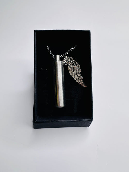 Angel Feathers Signature Scent Necklace